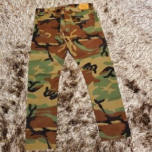 Camo pants